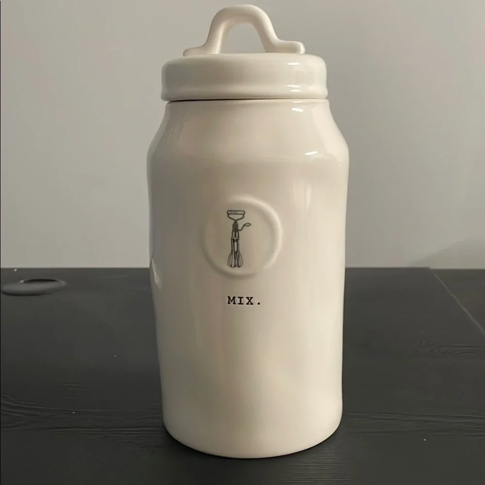 Rae Dunn Canister